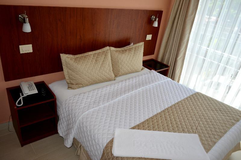 Premium Suites Business Aparthotel Equipetrol Санта-Крус-де-ла-Сьерра Экстерьер фото